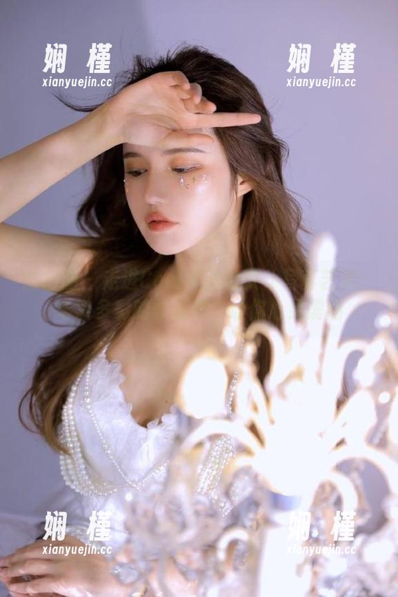 微密圈 - 走进Cool文茜的女仆写真艺术：丰富多彩的作品集，让你心灵震撼