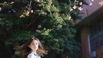 GIRLT果团网 - 尹意纯白色写真精美合集下载：捕捉每一缕光影，留住唯美记忆