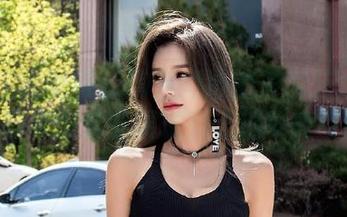 GIRLT果团网 - 陶冶身心的瑜伽艺术:龚玥菲写真图集中展现的无尽可能与创意