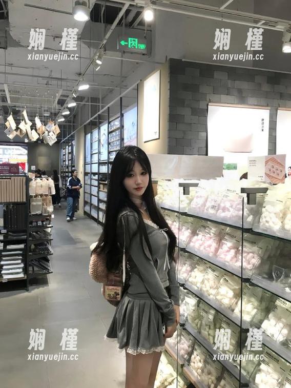 IMZSOCK爱美足-白熙 IMZSOCK爱美足 - 白熙黑白写真,高清图包中流露的情感与故事