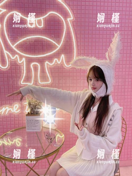 K酱户外探险写真合集：全新视角下的绝妙照片旅程