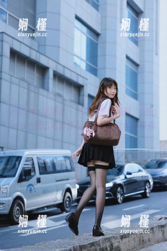 MiStar魅妍社-Angela小热巴 MiStar魅妍社 - 演绎高跟鞋风情,Angela小热巴写真作品让你感受优雅与自信共存