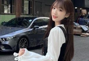 MiStar魅妍社 - 让我们一起欣赏Jenny佳妮穿搭牛仔裤的魅力，原图图片让你心动不已！