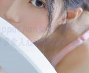 走进PoppaChan女友的艺术天地：图库分享令人心动的视觉体验之旅