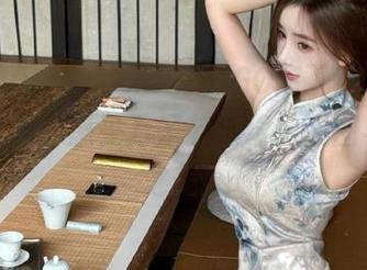 走进PuyPuyChan的FGO南丁格尔万圣礼装写真，感受万圣节的奇幻氛围与艺术之美！