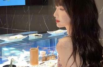 QingDouKe青豆客 - 施忆佳Kitty酱精美越南芽庄旅拍合集，带你领略异国风情，尽情下载共享美好