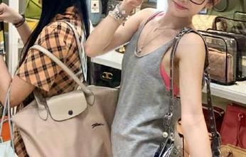 观看Rioko凉凉子黑江雫的海梦写真，漫展篇教你如何在脑洞大开的世界里迷失！