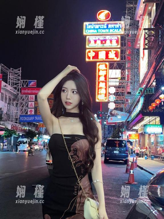 Sia不吃鱼 微密圈 - Sia不吃鱼的制服写真,福利图集呈现她的光彩与无限潜力