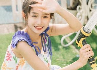 TGOD推女神 - 尤美Yumi的居家写真套图，带你领会家的温度与她独到的生活艺术