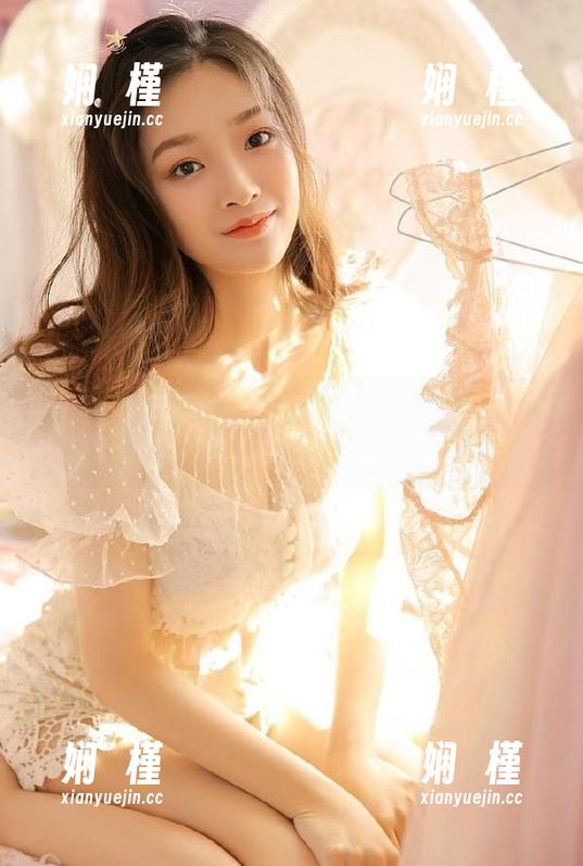 TouTiao头条女神 - 快速下载梦心玥的连体黑丝写真，精彩内容尽在网盘中
