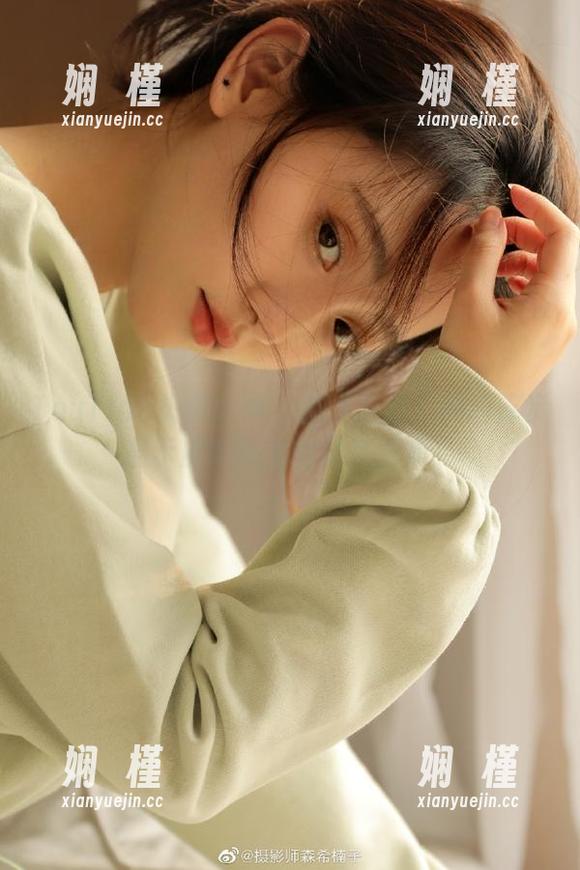 TouTiao头条女神 - 重磅更新！神琦泽步展示皮衣风潮的绝美图集！