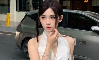 UGirls尤果网 - 于梓馨的妹妹写真艺术：探寻每张原图背后的灵感与情感！