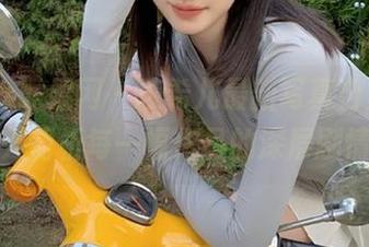 UGirls尤果网 - 凌希儿最新写真合集，深入剖析每一幅作品的深层剧情