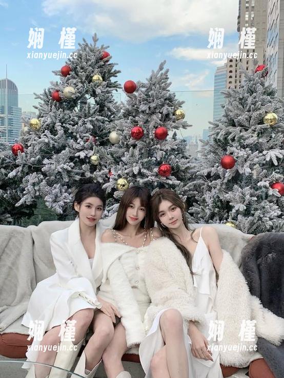 UGirls尤果网 - 周心情白丝图片合集：这些美图真的是太惊艳，让人欲罢不能！