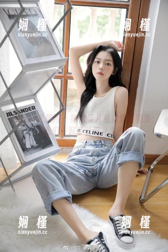 UGirls尤果网 - 娜依灵儿私拍泳装图集：让我们一起享受阳光与沙滩