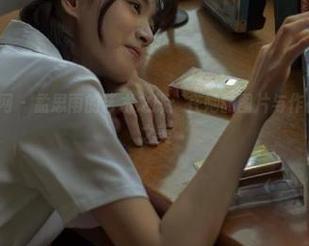 UGirls尤果网 - 孟思雨的艺术之旅：在她的图片与作品中品味剧情之美