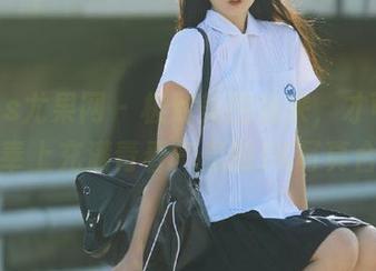 UGirls尤果网 - 极致美图袭来，才可儿为你奉上充满青春气息的JK写真合集