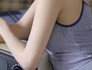 UGirls尤果网 - 王瑞儿的经典校服写真作品，图库带你重温校园岁月！