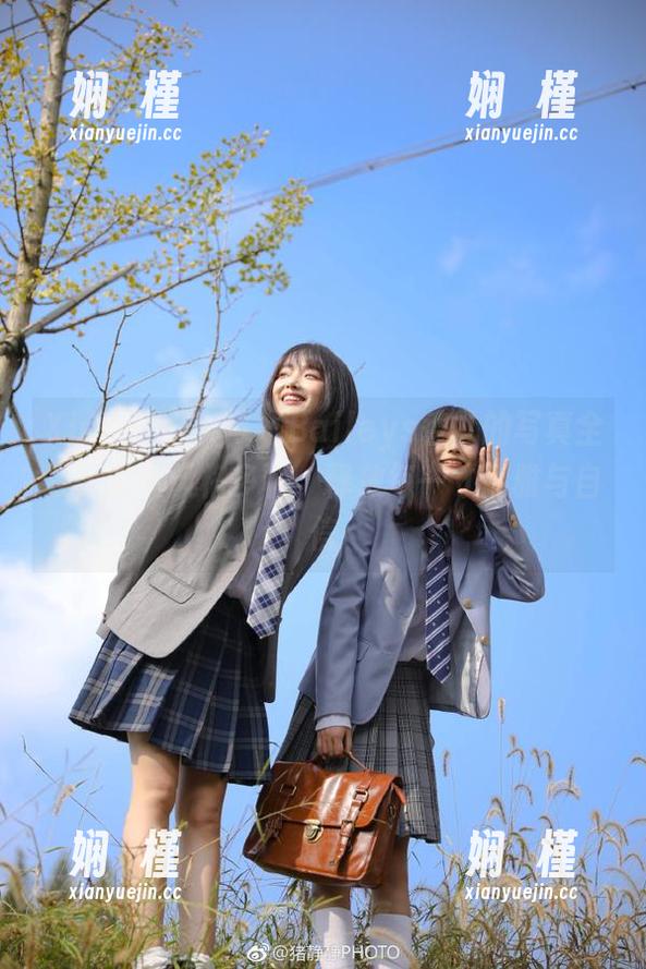 Xiuren秀人网 - Baileys香儿的写真全集，套装风格多样，释放每一寸优雅与自信