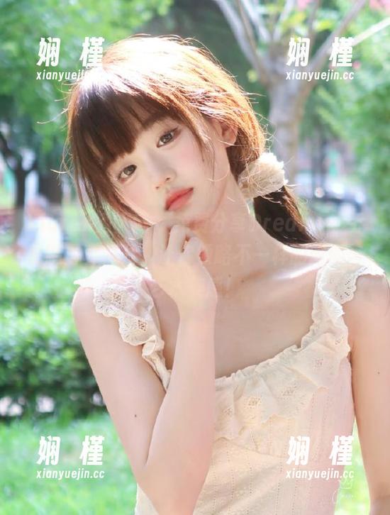 Xiuren秀人网 - 免费分享Dreamy小乔长腿写真照片，让你领略不一样的时尚与艺术美感！
