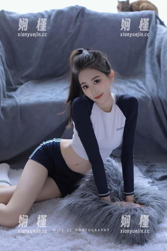 Xiuren秀人网-于大小姐AYU Xiuren秀人网 - 圣诞特辑:于大小姐AYU的福利原图,让我们一起感受这个节日的魅力!