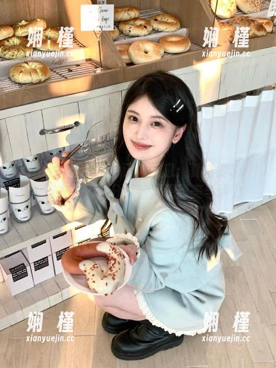 Xiuren秀人网 - 清新气息：夏诗雯Sally连衣裙图片分享，展现甜美与活力