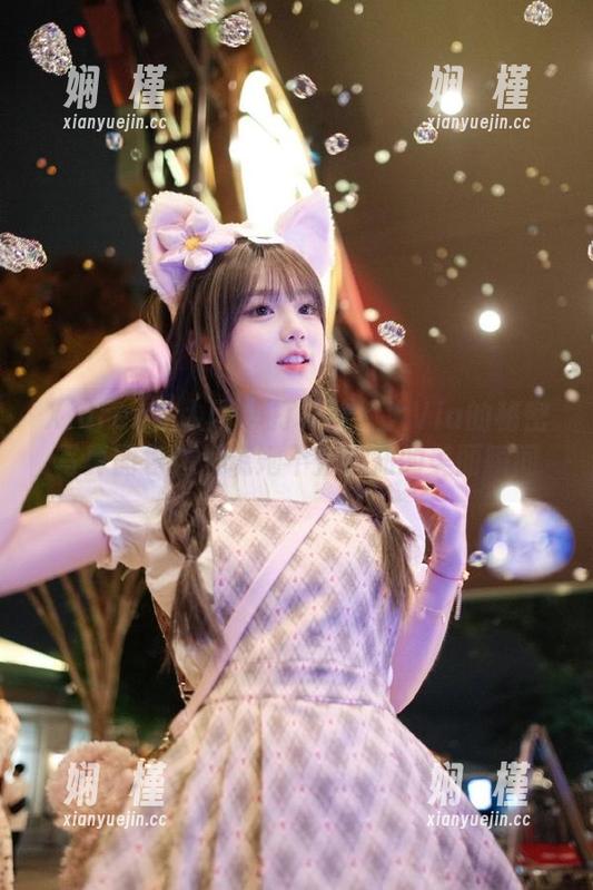 Xiuren秀人网 - 打开晗大大Via的秘密写真图包，发现她不为人知的美丽瞬间