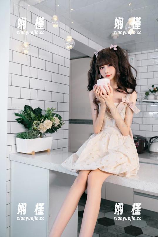 Xiuren秀人网 - 观看白茹雪的华丽礼服合集，享受一场视觉的时尚盛宴！