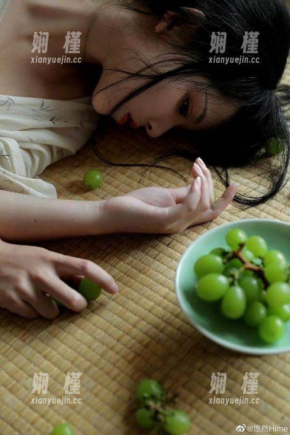 Xiuren秀人网 - 最新图库推荐：盼盼已鸠的棉袜写真，时尚与优雅的完美结合