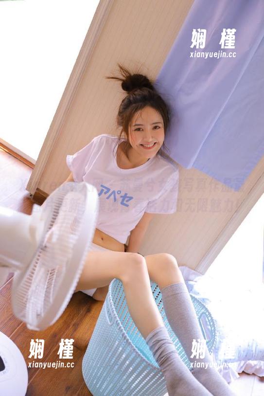 Xiuren秀人网 - 苏曼兮女孩写真作品最新图片更新，展现青春活力和无限魅力！