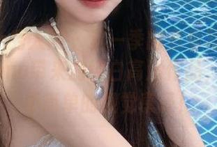 Xiuren秀人网 - 这一季的必看写真集:诺诺Nono带来的纯白高清作品,简约而不简单的视觉享受!