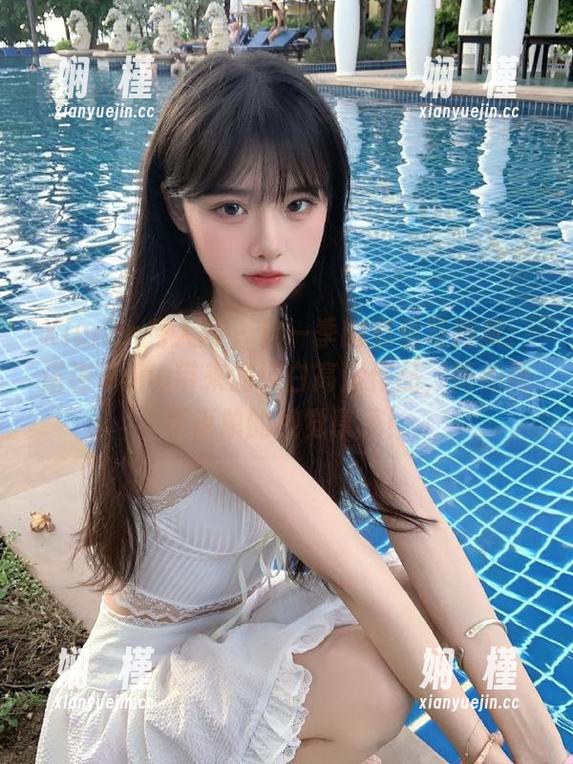 Xiuren秀人网 - 这一季的必看写真集：诺诺Nono带来的纯白高清作品，简约而不简单的视觉享受！