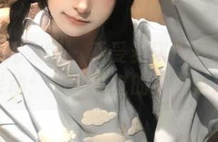 Xiuren秀人网 - 感受麦琪绫冰激淋女神的灵动:不可错过的原图与图片