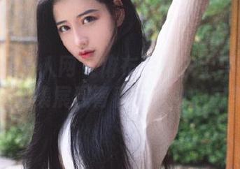 Xiuren秀人网 - 麻布学妹护士写真美图全集:合集展现青春与职业的完美融合