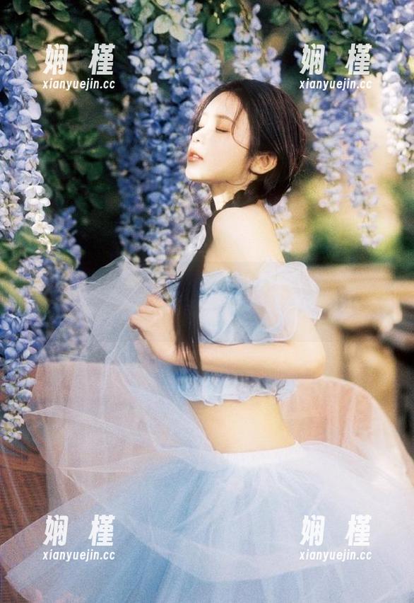 追随Yebin(전예빈)的夏天私房写真，这里有超高质量的原图分享