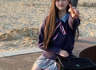 YouMi尤蜜荟 - 探索Cris_卓娅祺黑丝全套写真,感受独特风格与气质的碰撞