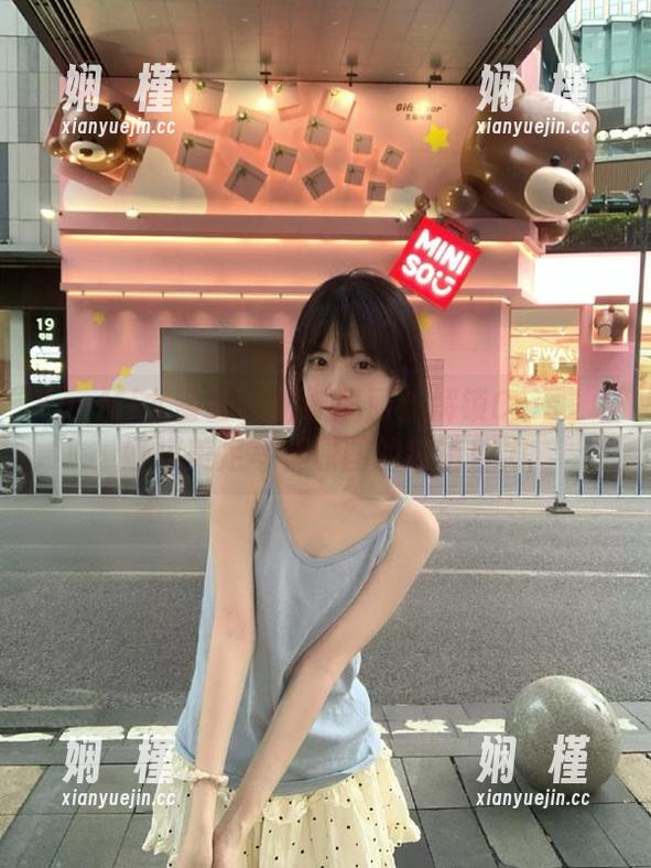 YouMi尤蜜荟 - 细腻靓丽：解锁Cris_卓娅祺美足写真原图的独特魅力