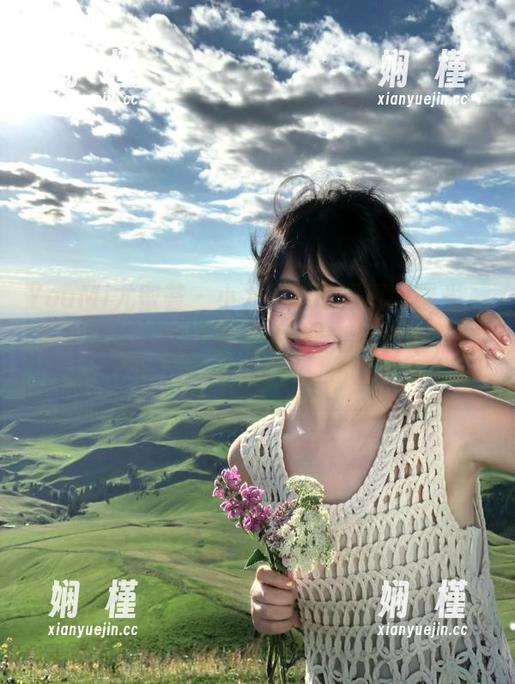 YouMi尤蜜荟 - 小尤奈透明写真大曝光，福利图片一网打尽，快来看看她的别样魅力！