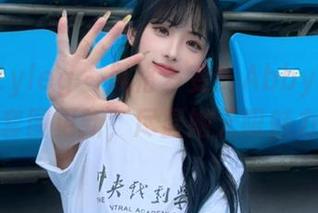 beautyleg - 风格多变！Abby秘书最新套图更新，尽显她无限魅力！