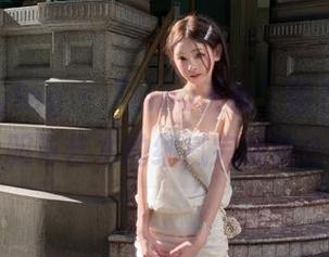 beautyleg - “Lina天台”图包：性的大胆与艺术的细腻完美结合！