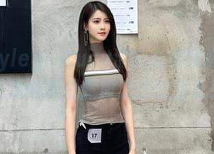 beautyleg - Lucy清纯套图精选，倾心呈现她如晨露般清新的面孔！