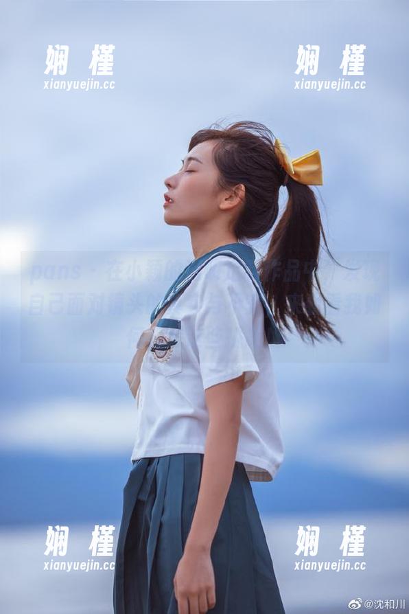 pans - 在小颖的透明定制作品中，发现自己面对镜头的真实与不安，来看看我如何应对这些挑战！