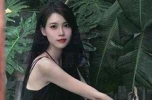 pans - 一起走进折折的世界：最新JK图册记录真实与幻想