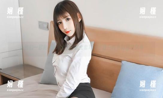让我们一起走入w黑米粥w的全套写真，狂三内衣的别样风情