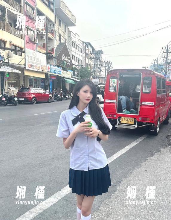 丽柜 - 佳怡温柔写真作品合集更新，评论区准备好小心心了吗？