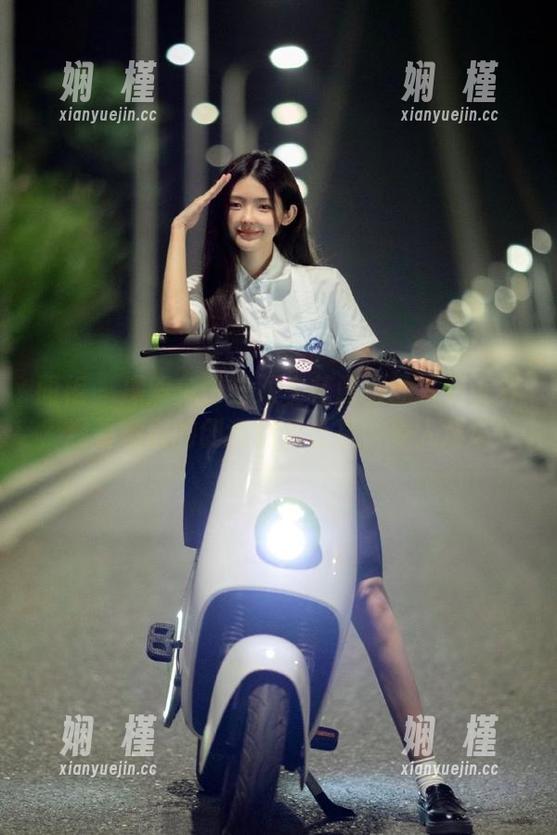 丽柜 - 探索兔子与双生花闺蜜的写真世界，观看她们的创意精彩合集，令人难忘！