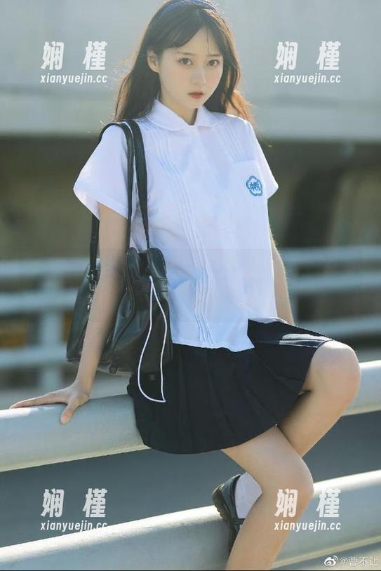 丽柜 - 心心护士最新写真，美图中藏着的是满满的职业情怀与感动！