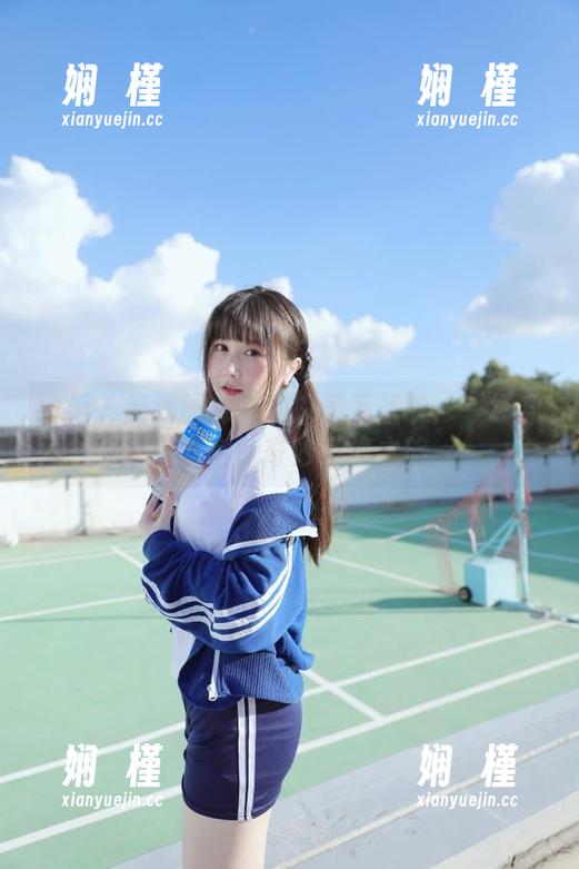 丽柜 - 高清图库中的露露万圣节：一场穿越时空的奇妙肖像之旅