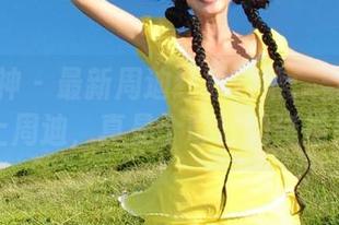 克拉女神 - 最新周迪红裙合集：当红裙遇上周迪，真是个奇妙的碰撞！
