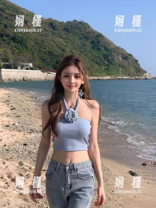 克拉女神-妮子 克拉女神 - 抓住福利时刻!妮子的油亮写真原图让你沉醉不已